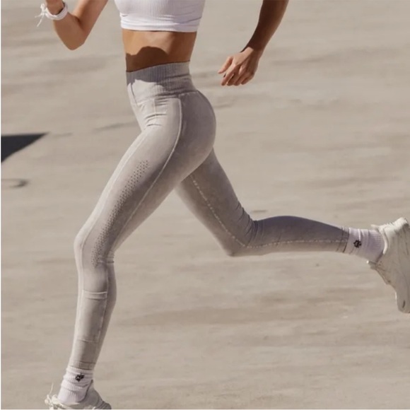 NWOT Free People Good Karma 2-Pocket High Rise Leggings Ice...
